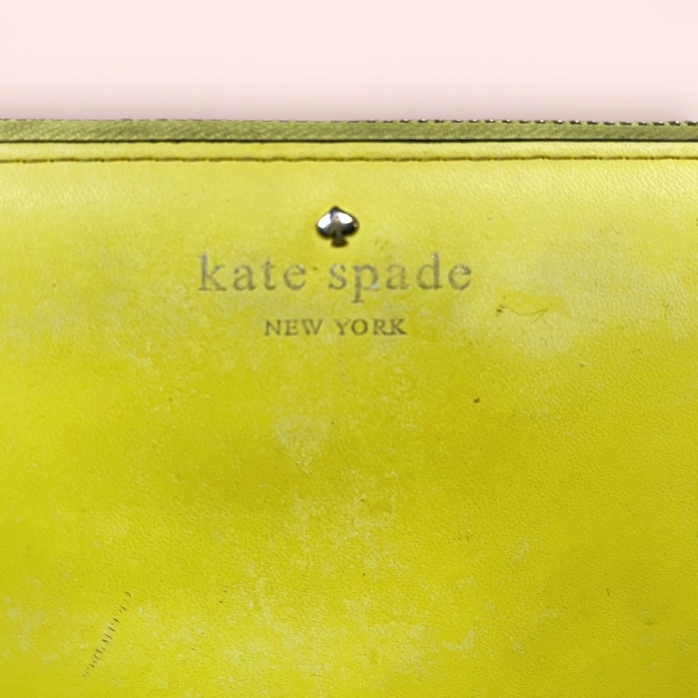 Kate Spade New York large Continental Wallet in Lemon Yellow - Picture 2 of 8